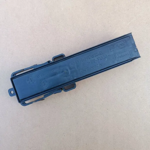 Couvercle de filtre à air Ford Kuga II MK2 image 1