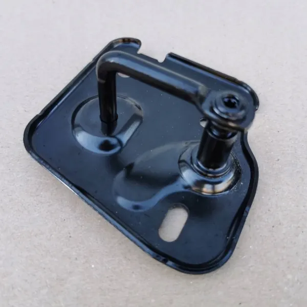 OEM 81A823186ABAX Fecho Capô Direito Audi Q2 Q3 image 2
