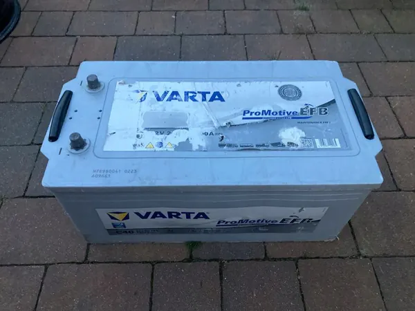 VARTA EFB C40 240Ah 1200A 12V image 2