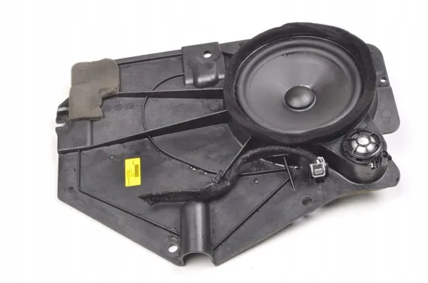 Volvo C30 Kaiutin OEM 30659364 - Käytetty image 2