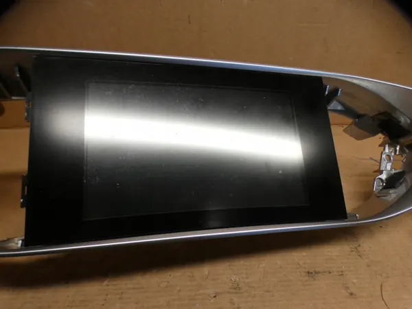 Peugeot 308 T9 navigationsdisplayram OEM 9808284180 image 3