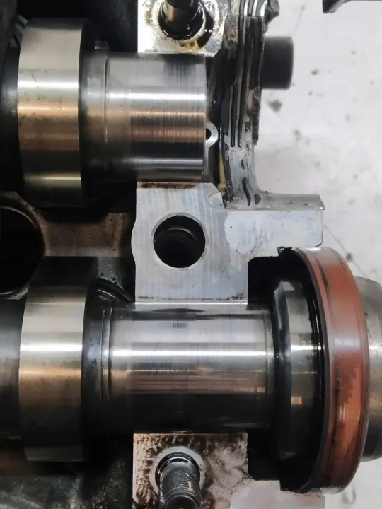 Culasse complète 1.7 CDTI Opel Astra III (2004-2014) image 3