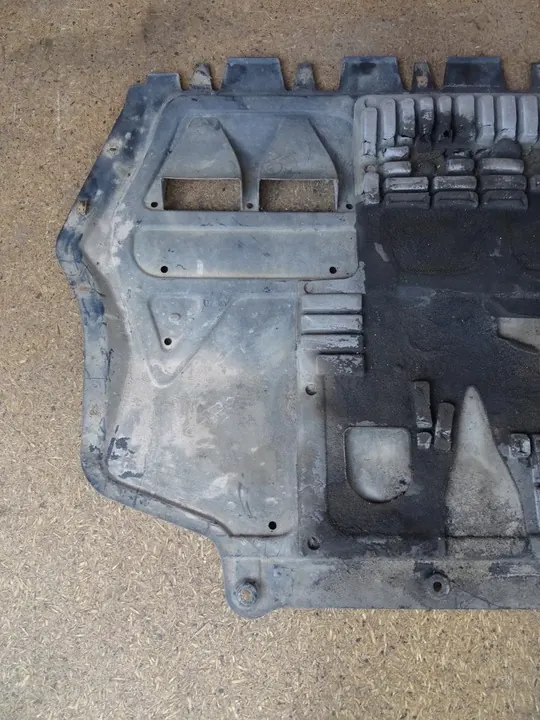 A3 8P GOLF V OCTAVIA II Motorplåt 1K0825237L image 2