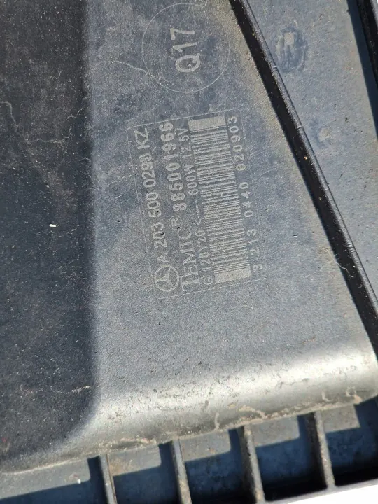 Radiatorventilator Mercedes OEM A2035000293 - Gebruikt image 3