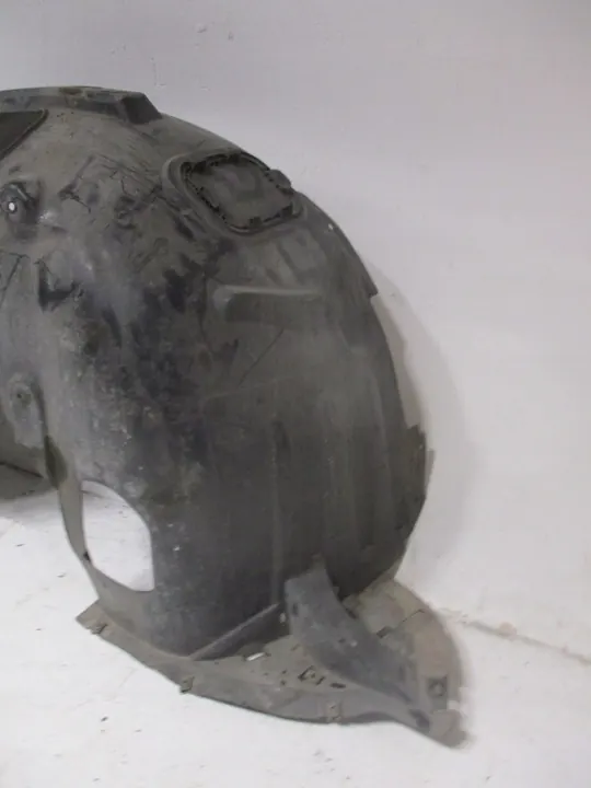 Front Right Wheel Arch Audi Q2 81A image 7