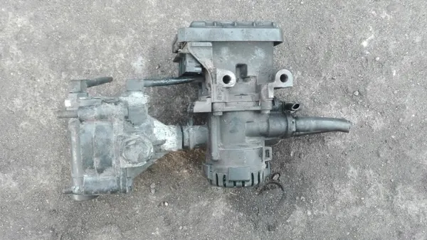 Käytetty jarruventtiili OEM A0004297724 Actros MP4:lle image 2