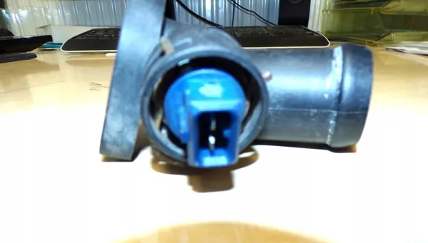 VW LT T4 Transporter 2.5 TDI Tubo de Água com Sensores OEM image 5