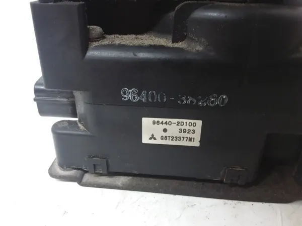 Module régulateur Hyundai Sonata OEM 964402D100 image 3