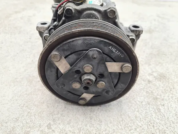 Compresseur de Climatisation PEUGEOT 407 1.6 HDI 9670022180 image 4