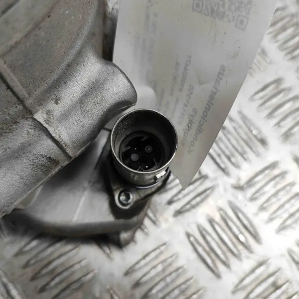 Volvo V90 II AC-kompressori 2.0L 2018 P36012838 image 7