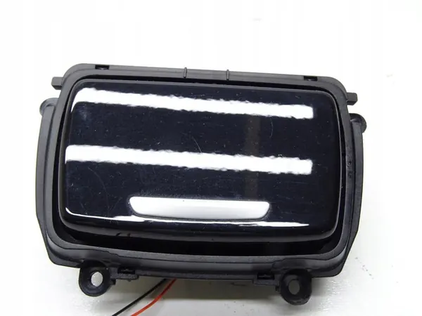 Keskikonsolin Tupakkasäiliö 9206347 BMW F10 LCI image 3