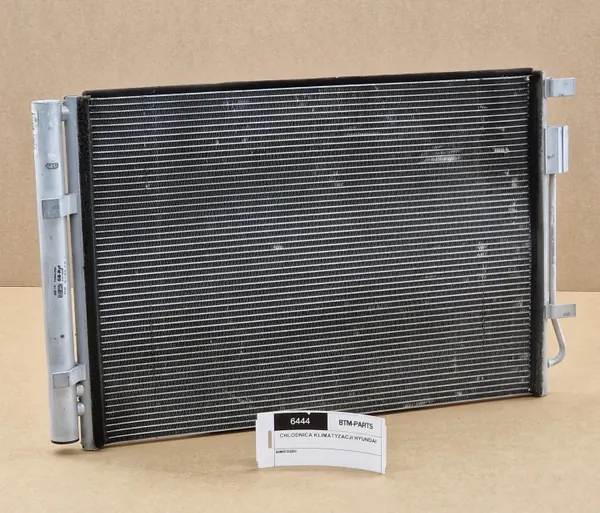 Gebruikte AC-condensor OEM AQEI0 25303C8030 voor Hyundai i20 image 3