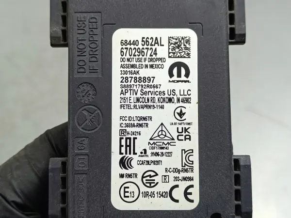 Dodehoek sensor OEM 68440562AL voor Jeep Grand Cherokee image 4