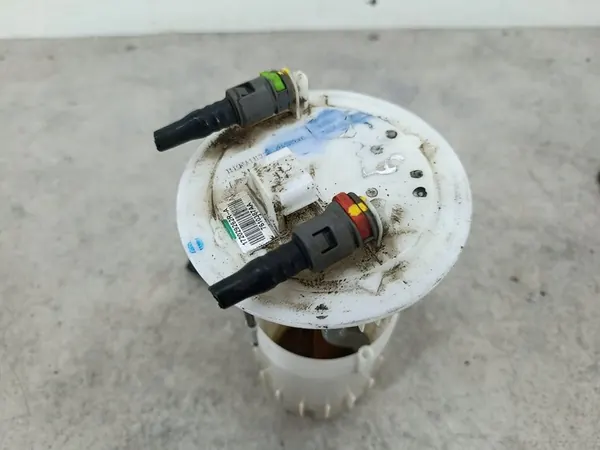 Bomba de combustível Dacia Lodgy 1.5 DCI 172029262R image 3