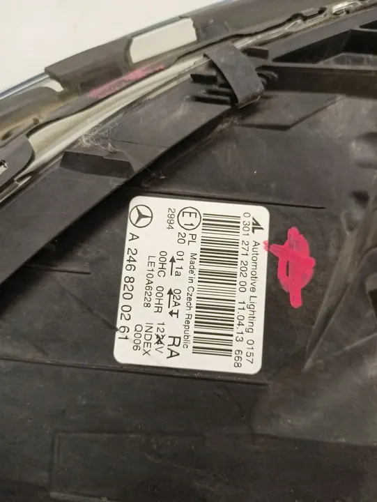 Rechter voorlamp Mercedes B-Klasse 246 image 10