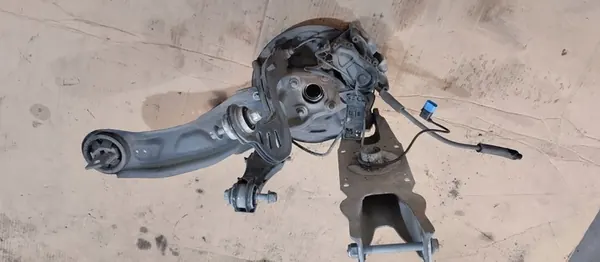 Höger Bakfjädring Mercedes W246 W117 W176 W156 4MATIC image 6