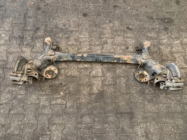 Viga Suspensão Eixo Traseiro OEM - Toyota Prius III 1.8 Híbrido image 2