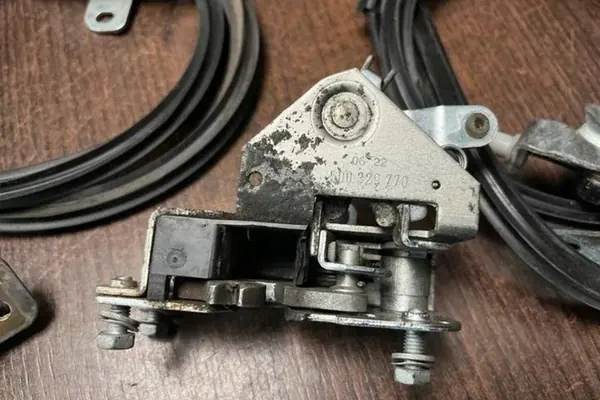 IVECO DAILY Türschloss hinten links 500329770 image 10