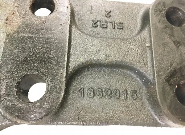 DAF OEM 1882015 Support de Ressort à Lames Avant image 3