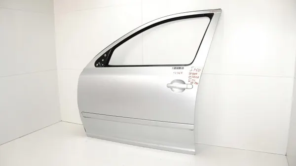 Porte avant gauche OEM 360178552 pour Skoda Octavia II image 3