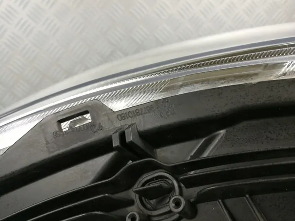 Faros delanteros izquierdo PEUGEOT 2008 Valeo image 10