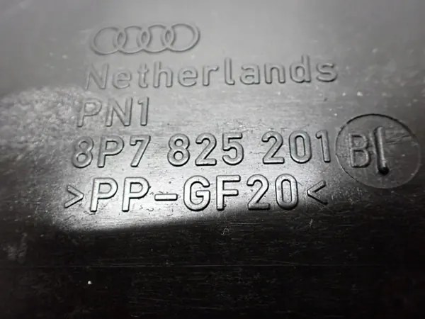 Escudo inferior esquerdo OEM 8P7825201B para Audi A3 8P image 3