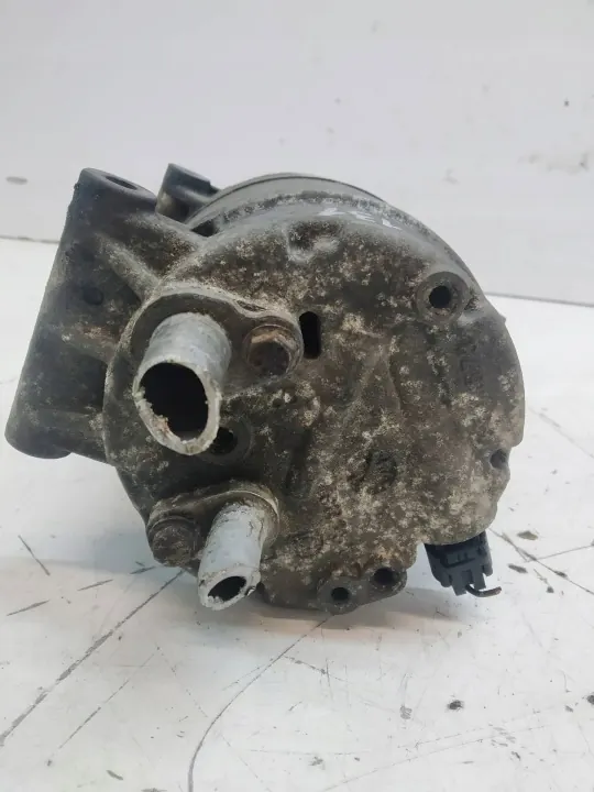 Ilmastointikompressori OEM 8200067915 Renault Espace IV image 4