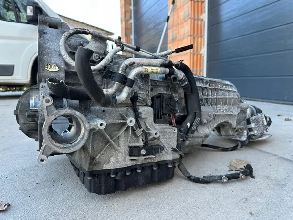 Automaattivaihteisto Audi A4 B9 8W Lift OEM 1230987as image 9
