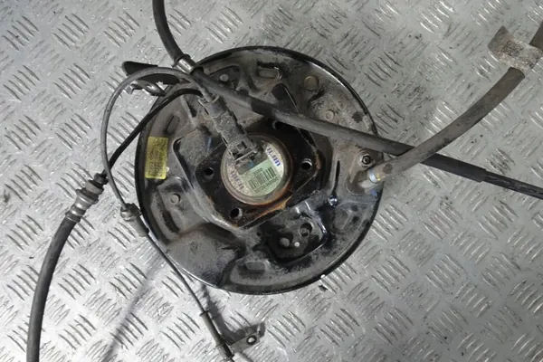 OEM 52730-H8500 Achteras Trommel Rechts Hyundai i20 III image 4