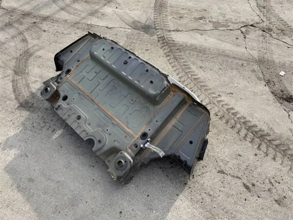 OEM PAS TYLNY WANNA takapaneeli Mercedes CLA W118 image 10