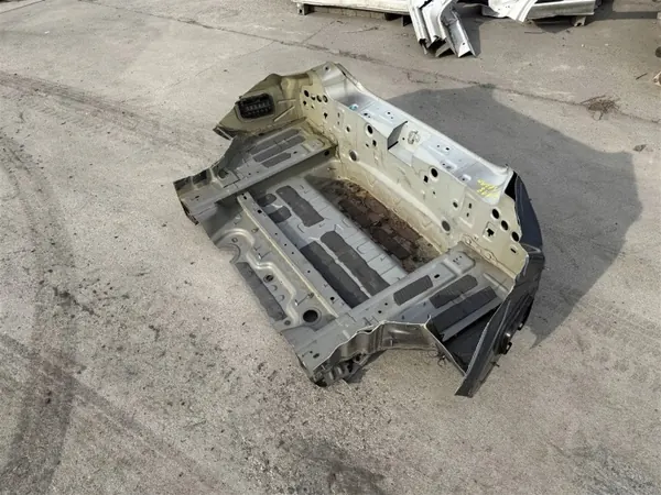OEM PAS TYLNY WANNA takapaneeli Mercedes CLA W118 image 8