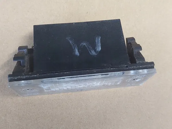 AUDI A3 8L A4 B5 LIFT Luz de Placa Direita image 3