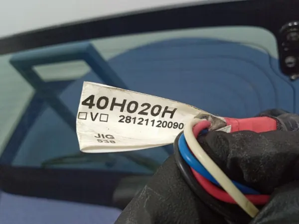 Vitre Arrière de Hayon OEM Ambit-984400- pour Citroen C1 image 9