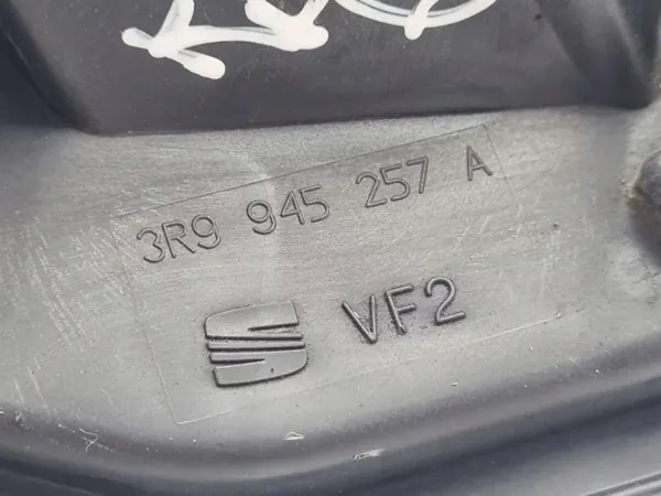 SEAT EXEO Rückleuchtenstecker OEM 3R9945257A image 4