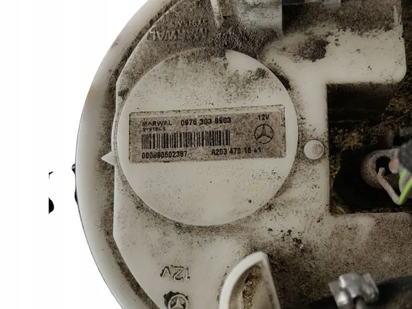 Polttoainepumppu OEM A2034701641 Mercedes CLK W209 image 3