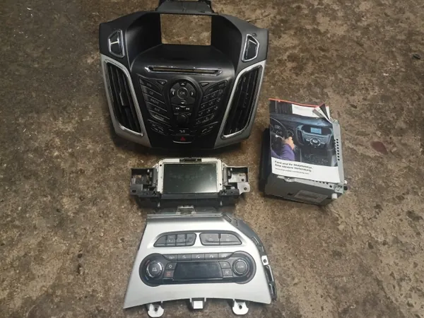 FORD FM5T18B955DB Radio Navigationsdisplay Set image 6