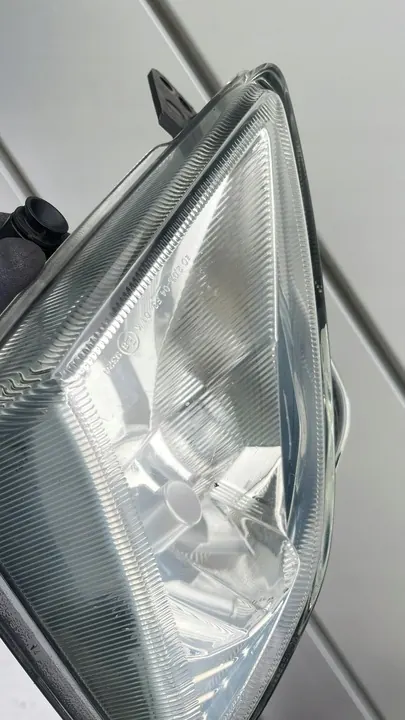 Halógeno Izquierdo Ford OE JX7B-13B221-DC image 6