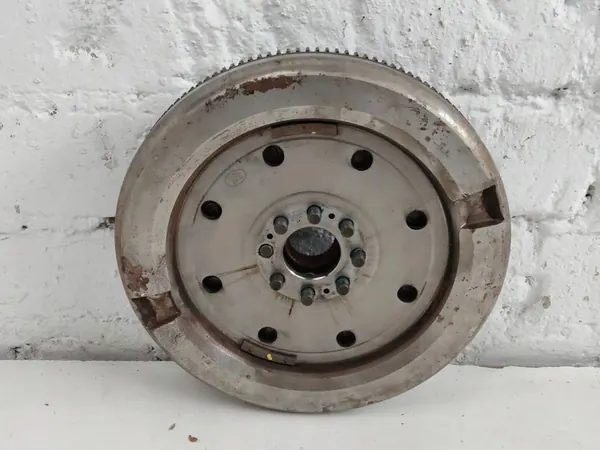 Conjunto de embreagem Audi A3 S3 8V 2018 06K105266P image 3