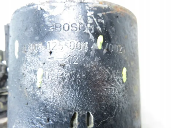 Motor de arranque VW Transporter T4 2.4 D - AJA 02B911023D image 4