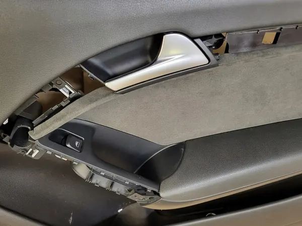 Rechter Alcantara armsteunpaneel Audi A5 8T Coupe image 8