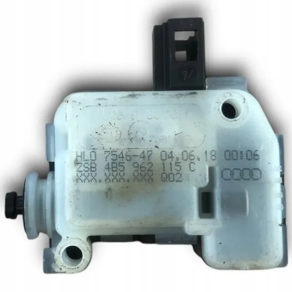 AUDI A6 C5 Tavaratilan Lukitusaktuaattori 4B5962115C image 2