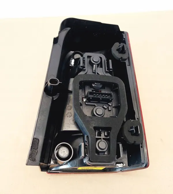 LÁMPARA TRASERA IZQUIERDA MAGNETI MARELLI BERLINGO PARTNER image 3