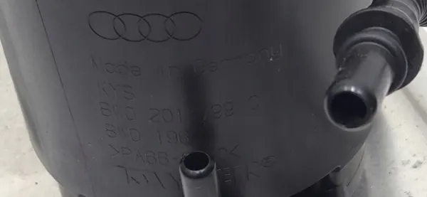 Filtre à charbon d'occasion OEM 8W0201799C Audi A4 8W image 8