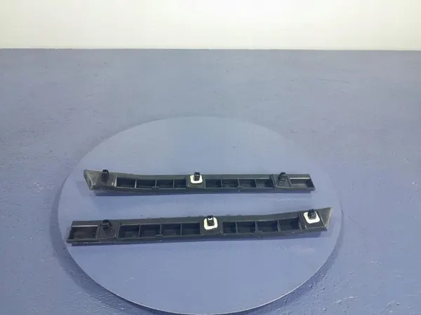 Supporti paraurti posteriori Nissan Qashqai II J11 85221-4EA0A image 2