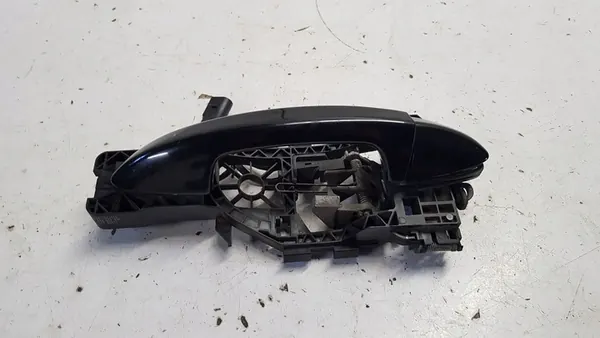 Etumma oikea ovenkahva VW Passat CC LC9X image 4