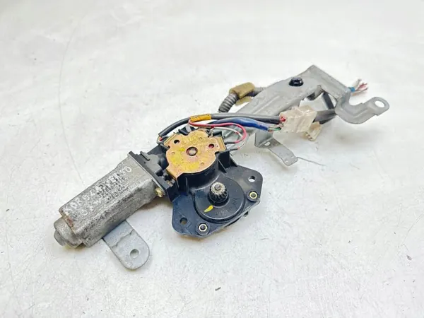 Toyota OE Schiebedachmotor 1620004920 - Gebraucht image 2