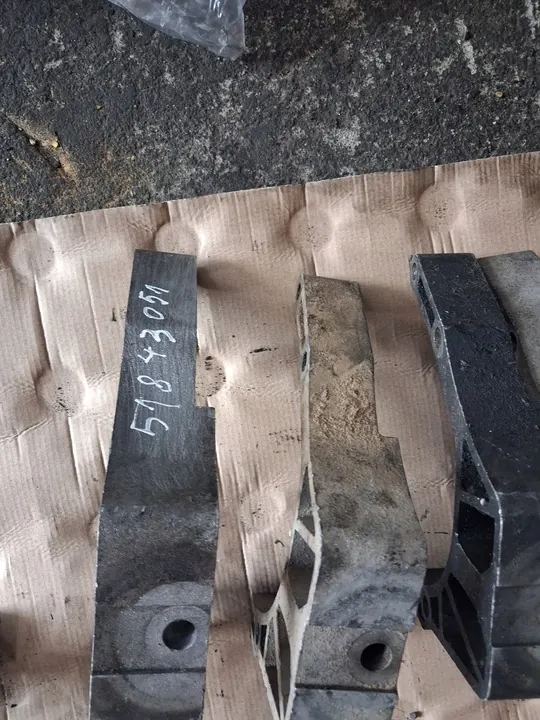 Fiat Vaihteiston Kiinnike 51724724 image 3