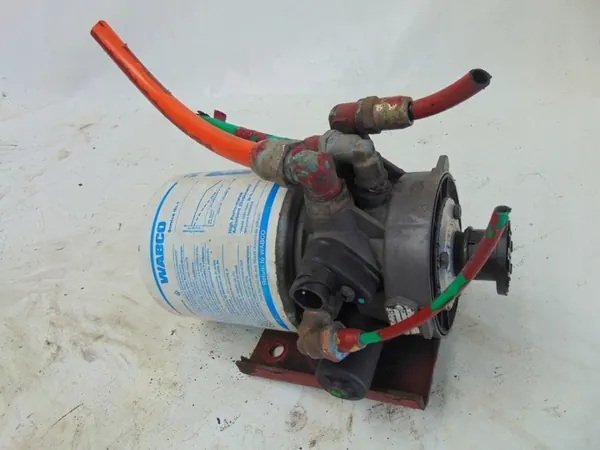 Base de dessicateur Iveco LA8272 pour Euromover 01r image 3