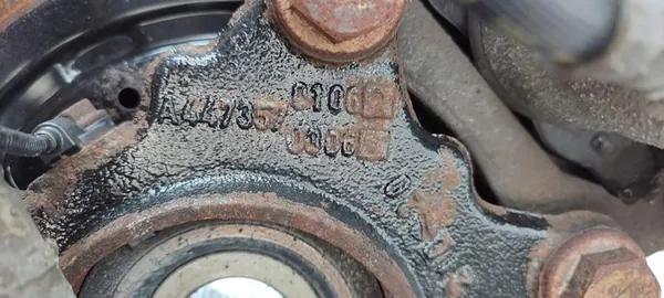 MERCEDES VITO W447 HÖGER BAKRE KNUCKLE A4477600747 image 4