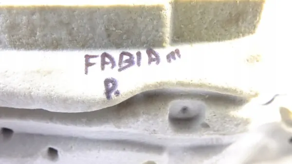Isolation cloison Skoda Fabia III Lift OEM 6V1883217A image 5
